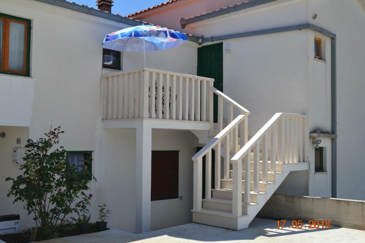 Holiday Apartments Lucic - Feels Like Home, Away From Home Ražanj Εξωτερικό φωτογραφία